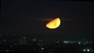 Moonset in Chicago 4K 10-4-2022