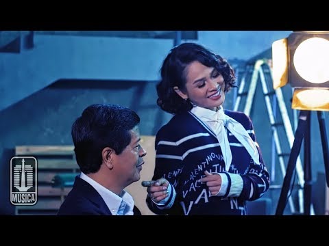 Candra Darusman Pengungkapan Hatimu ( Andien)