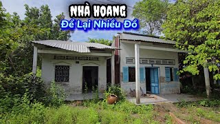 Nhà thờ ông bà bỏ hoang còn nhiều đồ để mục không ai dám lấy