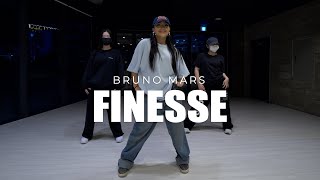 Bruno Mars - Finesse Remix girls hip hop dance choreography Kayah / Beginner Class