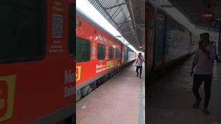 13240 - Kota Patna Express Departing from Kota Junction #shorts #indianrailways