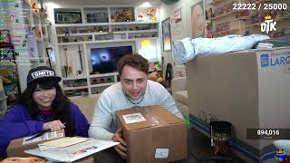 Mizkif Loses His Cool After Emiru reveals this