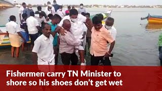 TN minister carried by fishermen to the shore as he didn’t want his shoes to get wet