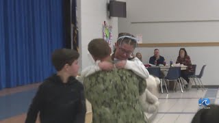 Navy sailor surprises daughter at school in VB