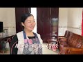 儿媳第一次给婆婆理发，操作失误，特别害怕公公回来训斥一顿