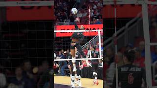 Head and shoulders above the net! - Louisville Volleyball hitting lines