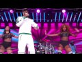 Snoop Dogg Performs 'Trash Bags'