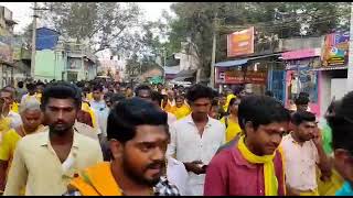 More than a thousand devotees made the 19th annual pilgrimage from Nachiyarkov to the Samayapuram..