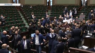 Другий день після виборів в Україні; Протести в Польщі через заборону абортів | Час новин - 27.10.20