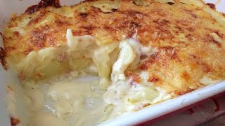 غراتان بطاطا بصلصة البيشاميل سهل و سريع gratin de pomme de terre au thon et a la sauce béchamel