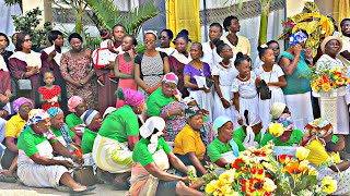 Marche religieuse de la Fête-Dieu des fidèles catholiques, 08 juin 2023