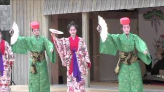 Okinawa Traditional Dance 1 Shuri Castle.mov