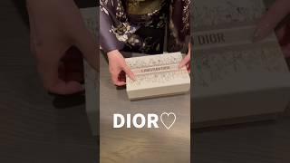 【母の日プレゼント🎁】高1娘の少ないお小遣いで買った母の日プレゼント😭#母の日#親子#DIOR#ディオール#アイシャドー#ありがとう