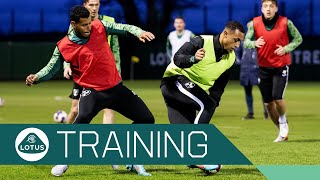 TRAINING | Evening session as the lads prepare for Preston 👊