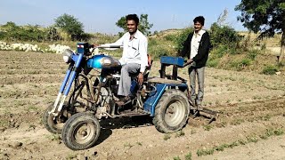 desi jugad //  sanedo mini tractor //મીનિ ટ્રેકટર સનેડો // ચણા ની ખેતી મા નિંદણ