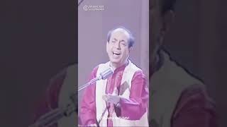 Tum Agar Sath Dene Ka Wada Karo... Mahendra Kapoor Live Performance 😍😍