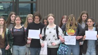 Ridgeline High School students walk out of school in honor of Texas school shooting