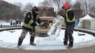 WinterLude Ottawa-2016-Smash Sculpture with SledgeHammer