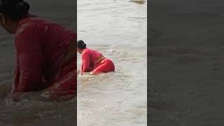 আহা! এটা কি হলো?sea beach swimming video.#shortsfeed #shorts #viralshorts