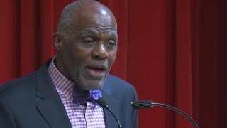 ‘We Are Moving Backwards’: Alan Page Talks #TakeAKnee