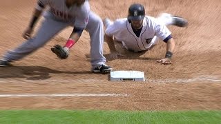 CLE@DET: Perez picks off Avila at first base