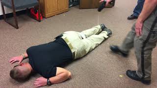 Taser Training Leg shot w/drive stun