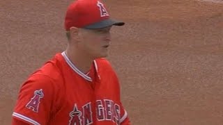 CLE@LAA: Richards fans four in five strong innings