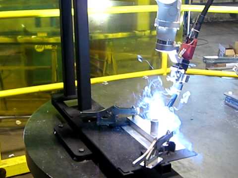 ROBOTIC MIG WELDING OF ALUMINIUM.avi - YouTube