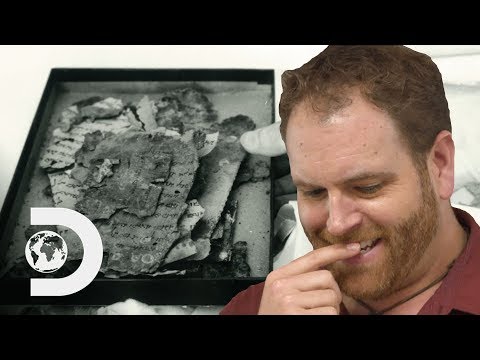 Where are the 10 Commandments located?