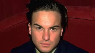 Big Bang Theory Star Johnny Galecki Leads A Tragic Life