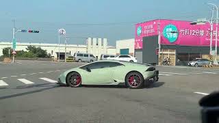 Lamborghini Huracan。藍寶堅尼。小牛