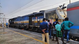 Loco change at Manamadurai Junction!!! || 16734/OKHA RMM Express || AC to Diesel Traction