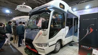 【大阪ｷｬﾝﾋﾟﾝｸﾞｶｰｼｮｰ 2019】トヨタ コースター ビッグバン（LX）ボーダー バンクス エボリューション タイプT（バスコンバージョン）の外観紹介