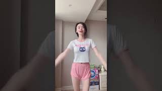 dancing girl 王心凌愛你 愛你！吃我一箭