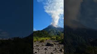 Merapi volcano's rumbling sound before eruption