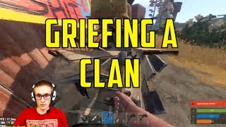 Rust | Griefing a Clan