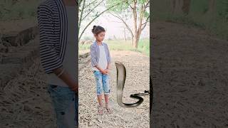 इच्छाधारी नागिन मां और बेटी कहानी🐍🙏#shorts #youtubeshorts #snake #naagin #nagin #bhakti #ytshorts