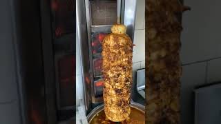 Shawarma de pollo libanés .                      Chicken Shawarma (Lebanese style)