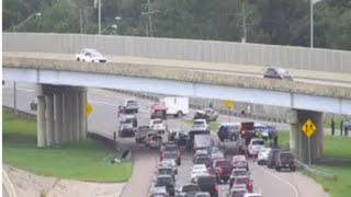 One person killed in crash on I-610 West