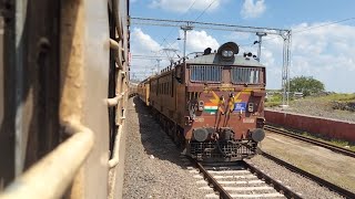 11029 Koyna Express Crossing Mumbai Bound 11030 Koyna Exp At Daundaj :: Indian Railways