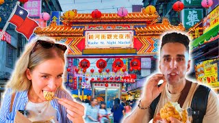 TAIPEI Street food GALORE! MUST EATS at Raohe Market! 🇹🇼