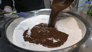 떡 명인이 만드는 초콜릿 백설기, 특허 초코설기 / making chocolate rice cake - korean street food