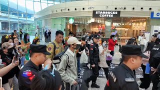 【2023.12.01】Tenzin arrived at Shenzhen  Airport (landscape view)  丁真抵达深圳机场 横屏饭拍