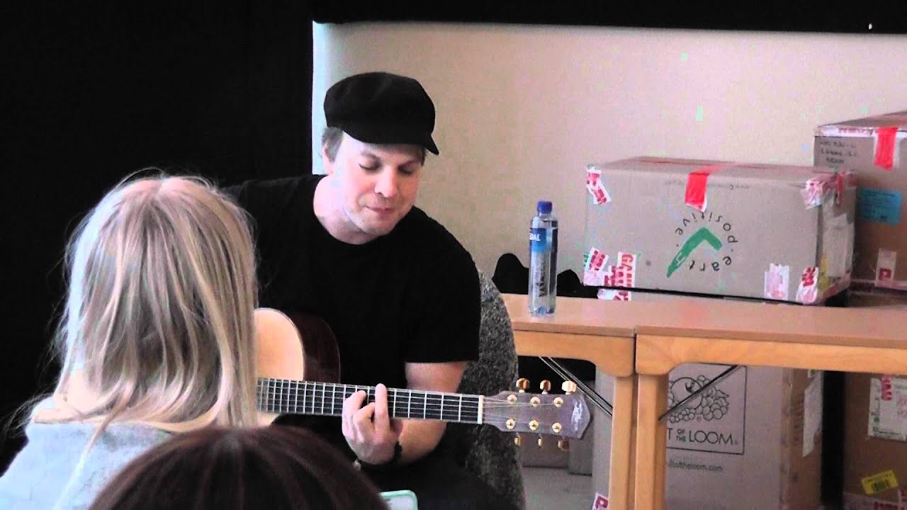 Gavin DeGraw - ''Soldier'' (Live) - YouTube