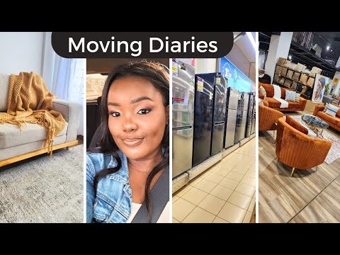 WHY I MOVED // NEW COUCH // LIVING ROOM TOUR : Moving Diaries Ep02