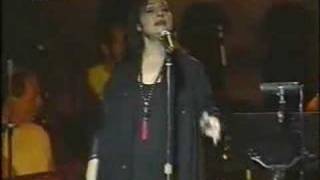 Haris Alexiou - O arhigos (live, 2002)