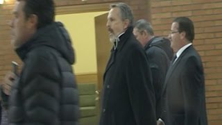 Miguel Bosé y amigos, rotos tras despedir a Bimba