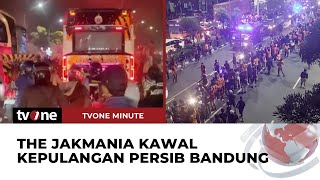 Momen Suporter Persija Kawal Rombongan Persib | tvOne Minute