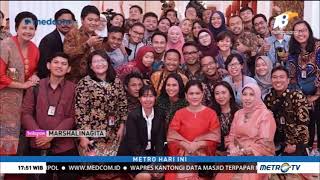 Viral Iriana Jokowi Bersimpuh saat Foto Bareng Bersama Wartawan