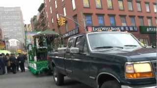 2012  New York Christmas Parade 紐約聖誕節中西大遊行.mkv